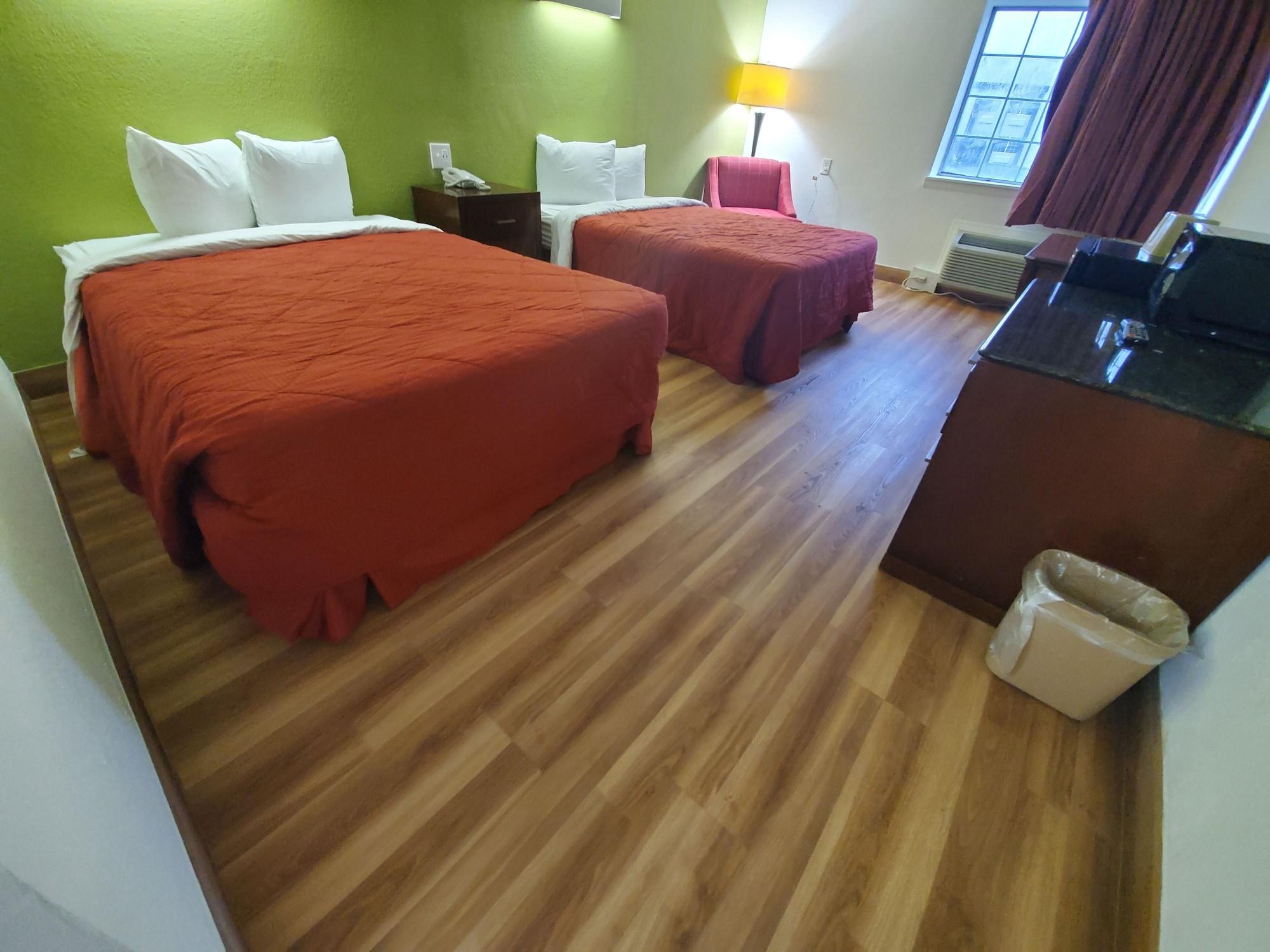 Royal Inn Hotel インディアナポリス エクステリア 写真